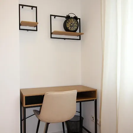 Ada4, Apartment Mit Kueche, Badewanne, Balkon, Terrasse, Parkplatz Am Haus, Ruhig Gelegen Kulmbach Exterior foto