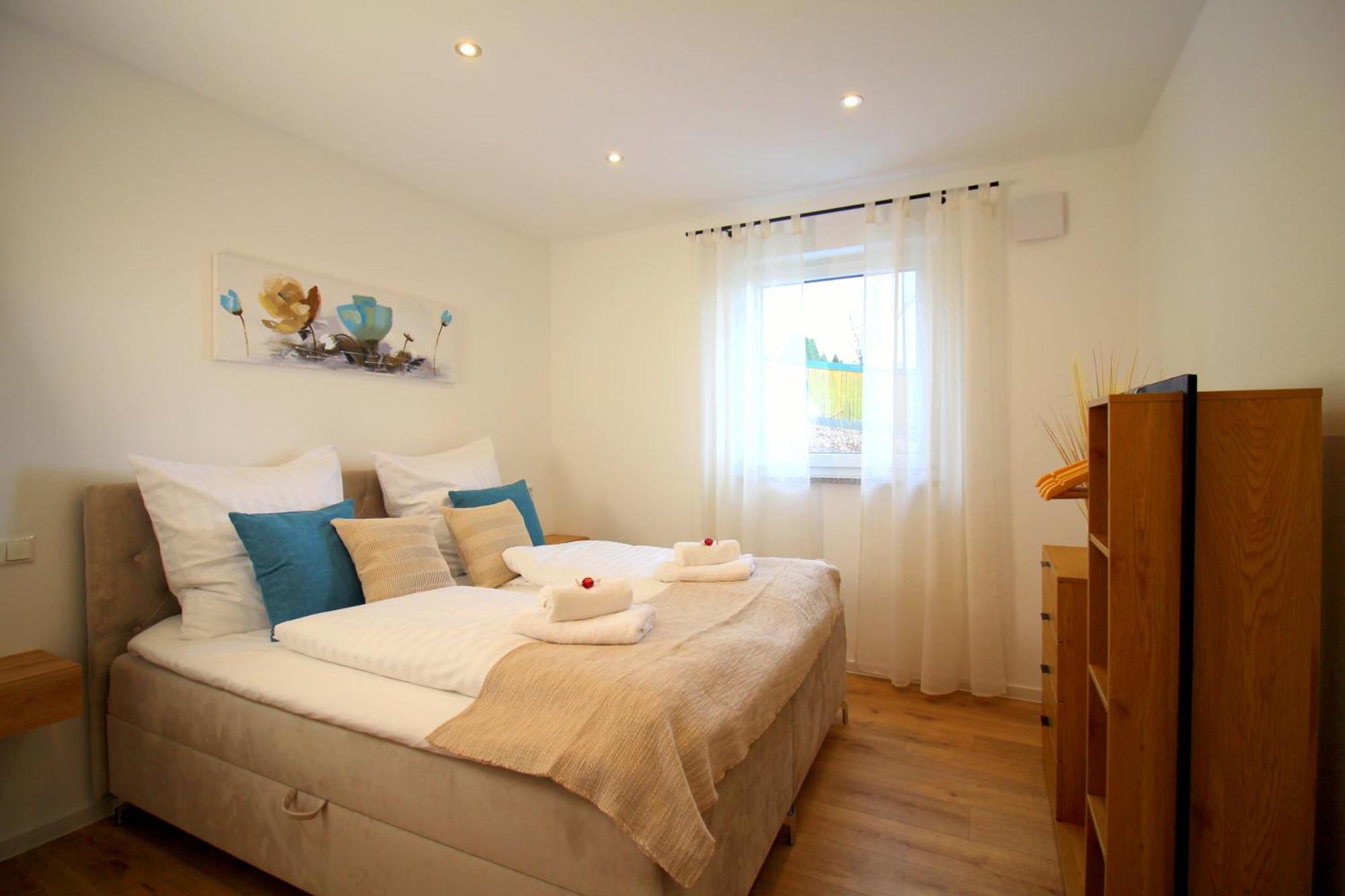 Ada4, Mit Kueche, Badewanne, Balkon, Terrasse, Parkplatz Am Haus, Ruhig Gelegen *