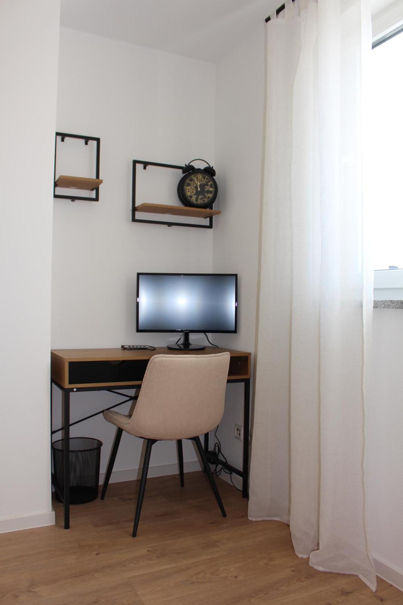 Ada4, Mit Kueche, Badewanne, Balkon, Terrasse, Parkplatz Am Haus, Ruhig Gelegen Kulmbach