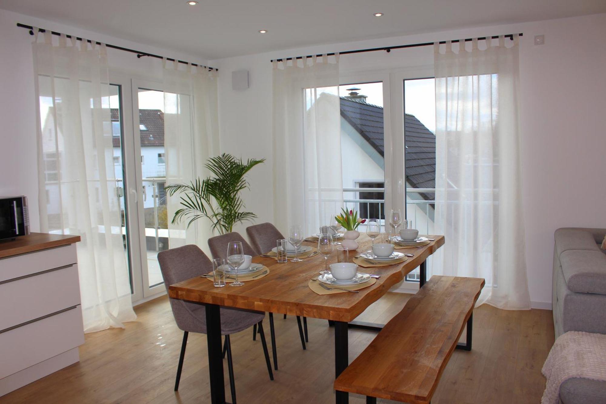 Ada4, Mit Kueche, Badewanne, Balkon, Terrasse, Parkplatz Am Haus, Ruhig Gelegen Apartament