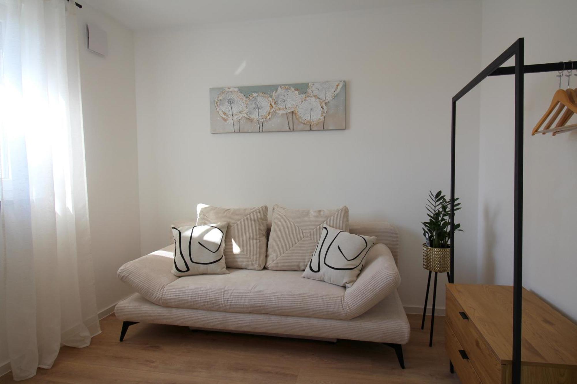 Ada4, Mit Kueche, Badewanne, Balkon, Terrasse, Parkplatz Am Haus, Ruhig Gelegen Apartment Kulmbach