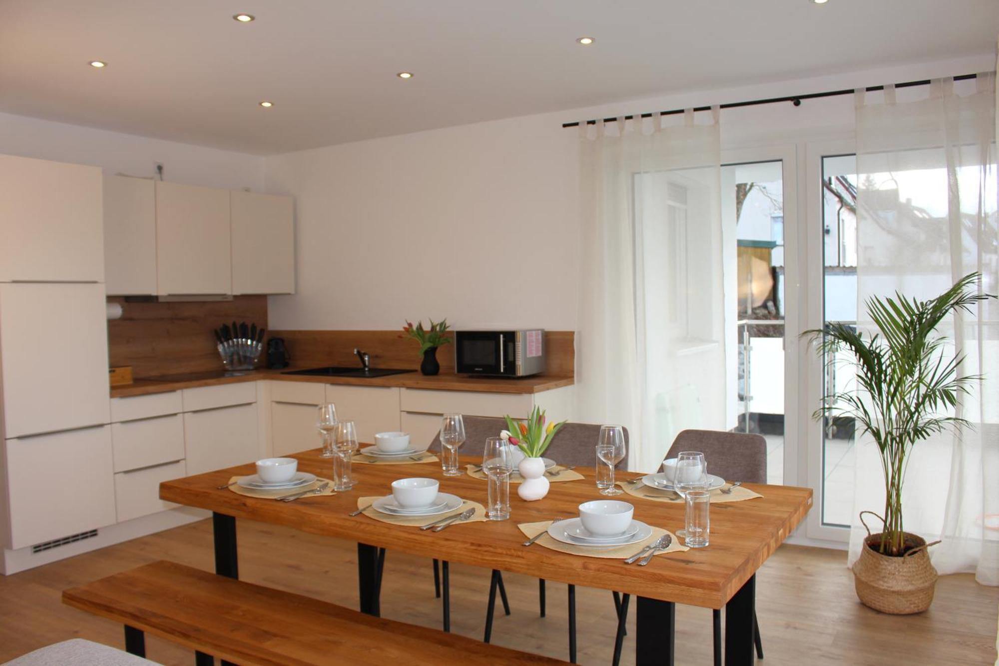 Ada4, Mit Kueche, Badewanne, Balkon, Terrasse, Parkplatz Am Haus, Ruhig Gelegen Apartment *