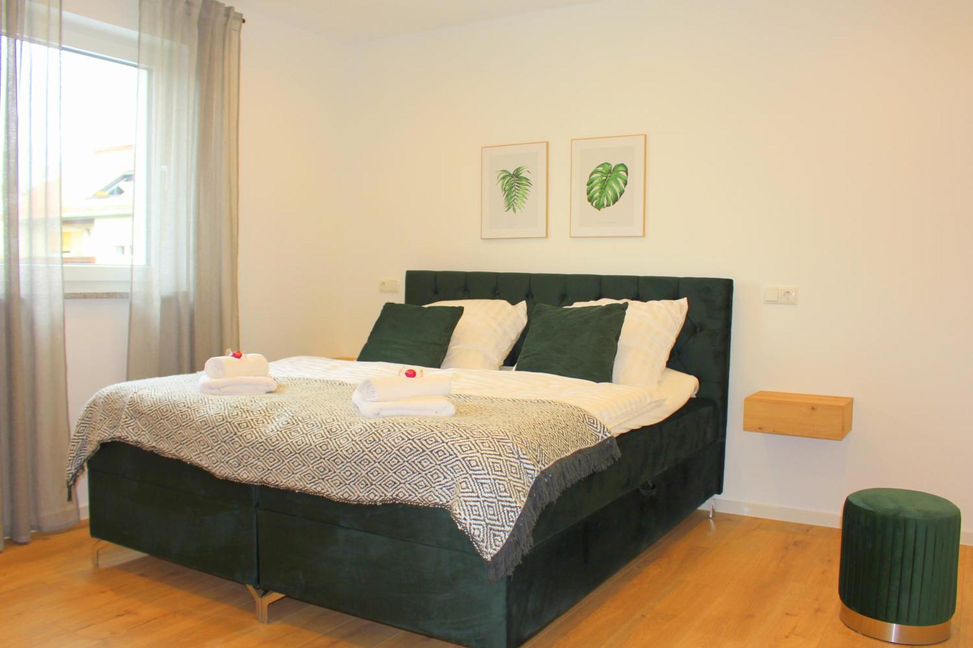 Ada4, Mit Kueche, Badewanne, Balkon, Terrasse, Parkplatz Am Haus, Ruhig Gelegen Apartment