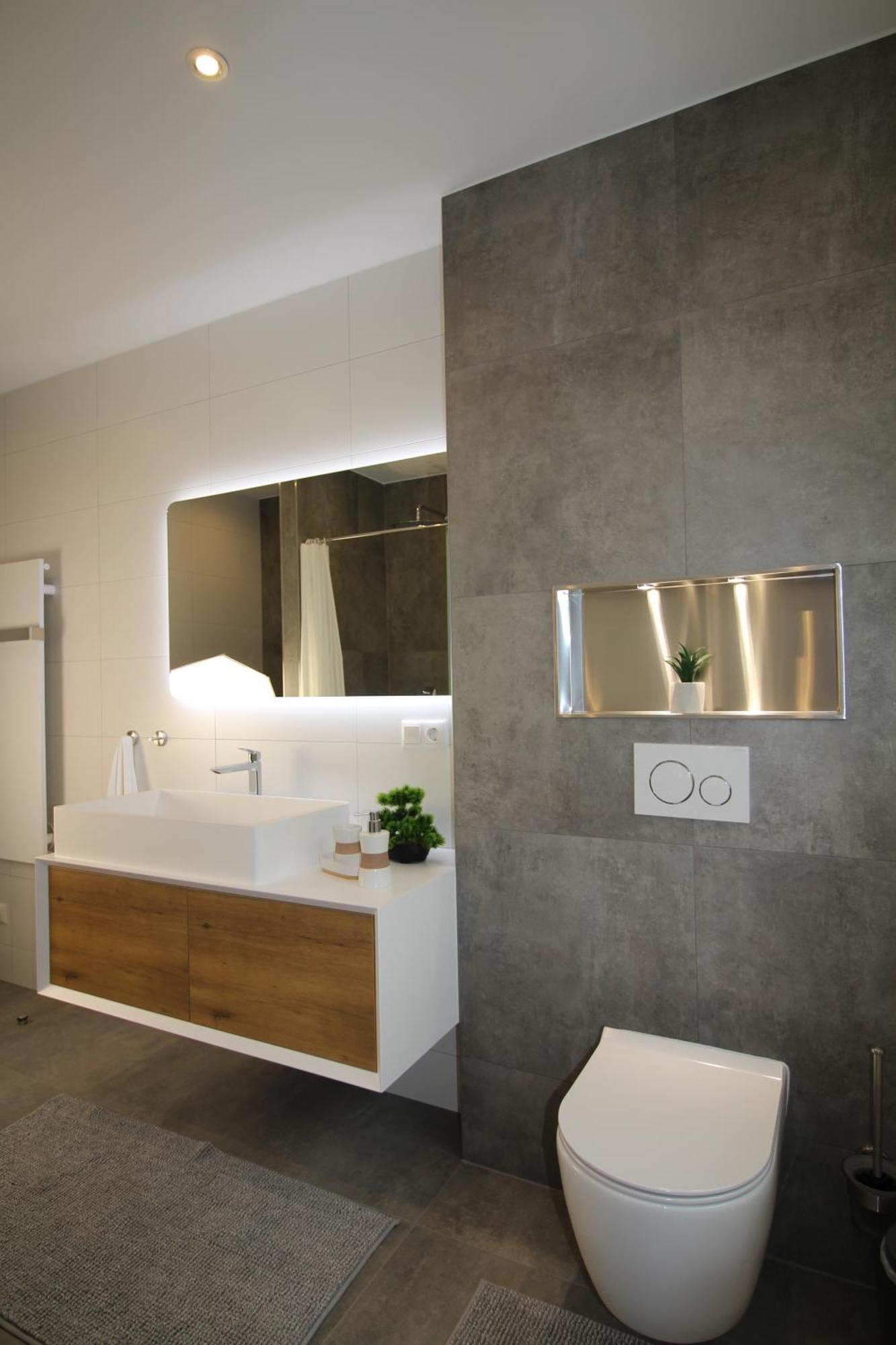 Ada4, Mit Kueche, Badewanne, Balkon, Terrasse, Parkplatz Am Haus, Ruhig Gelegen Apartment Kulmbach