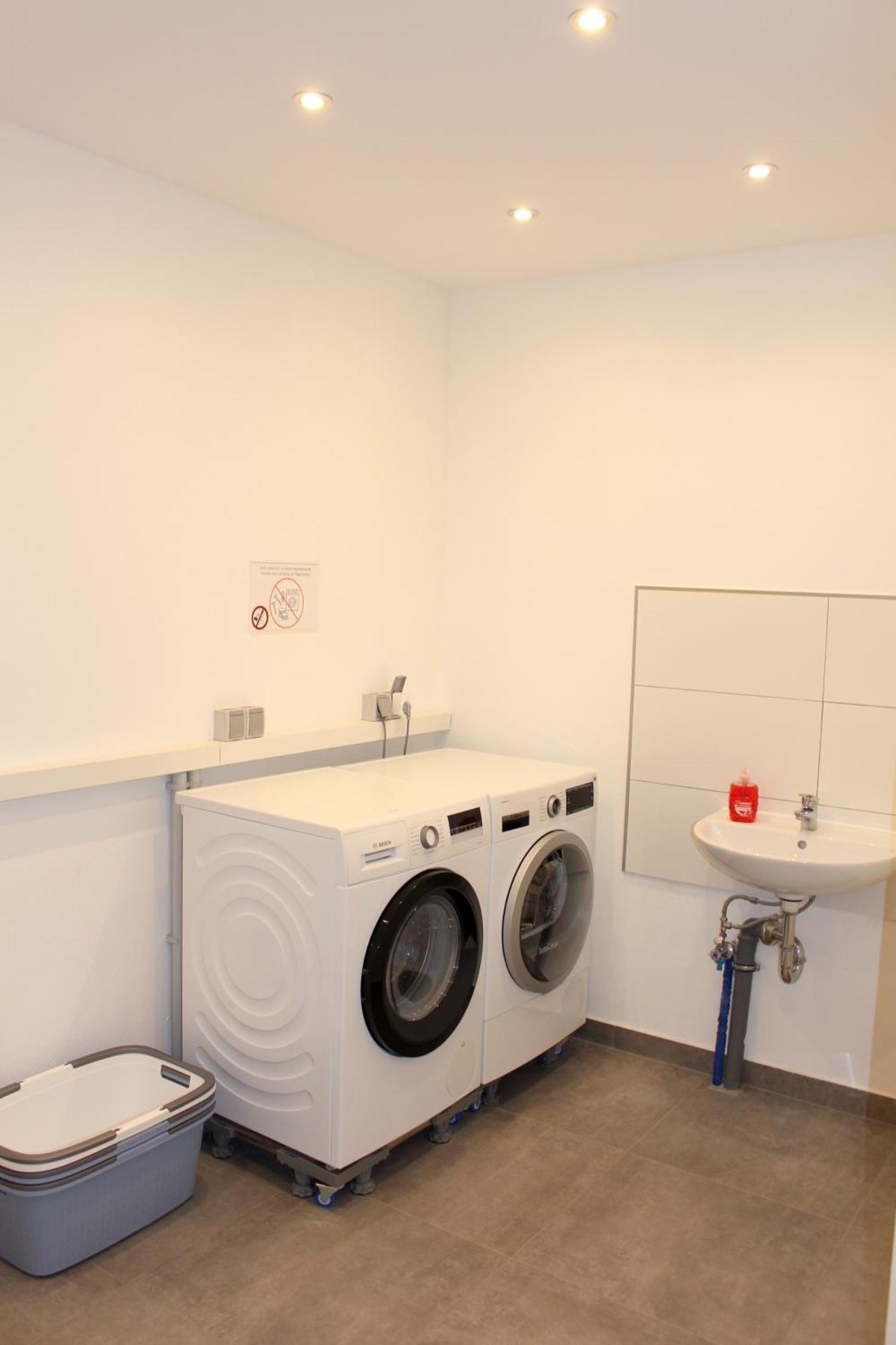 Apartment Ada4, Mit Kueche, Badewanne, Balkon, Terrasse, Parkplatz Am Haus, Ruhig Gelegen Kulmbach